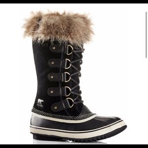 Sorel snow boots !